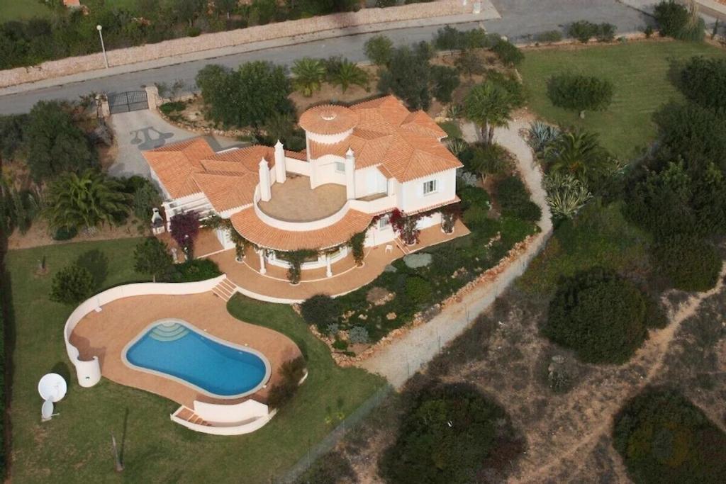 Villa With Beautiful See Views & Spacious Garden Ferragudo  Zewnętrze zdjęcie