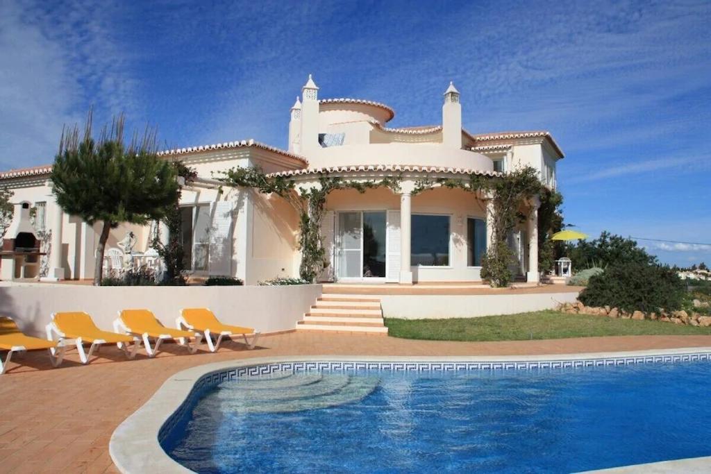 Villa With Beautiful See Views & Spacious Garden Ferragudo  Zewnętrze zdjęcie