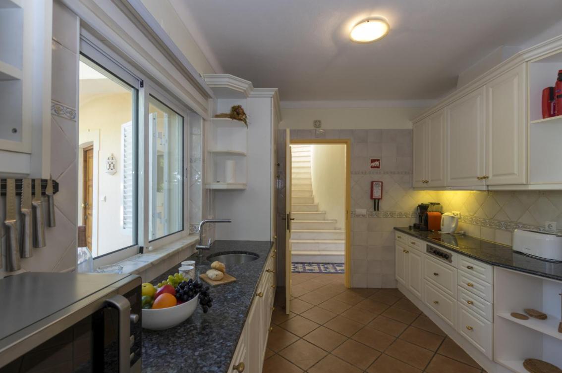 Villa With Beautiful See Views & Spacious Garden Ferragudo  Zewnętrze zdjęcie