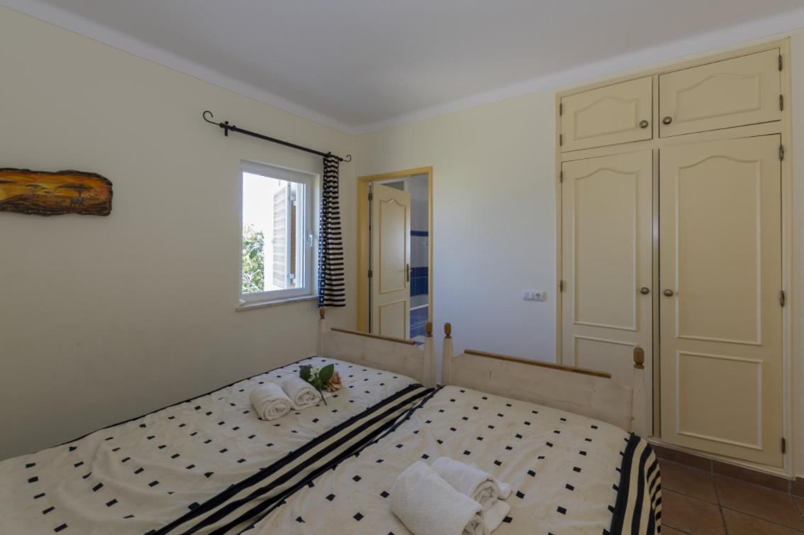 Villa With Beautiful See Views & Spacious Garden Ferragudo  Zewnętrze zdjęcie
