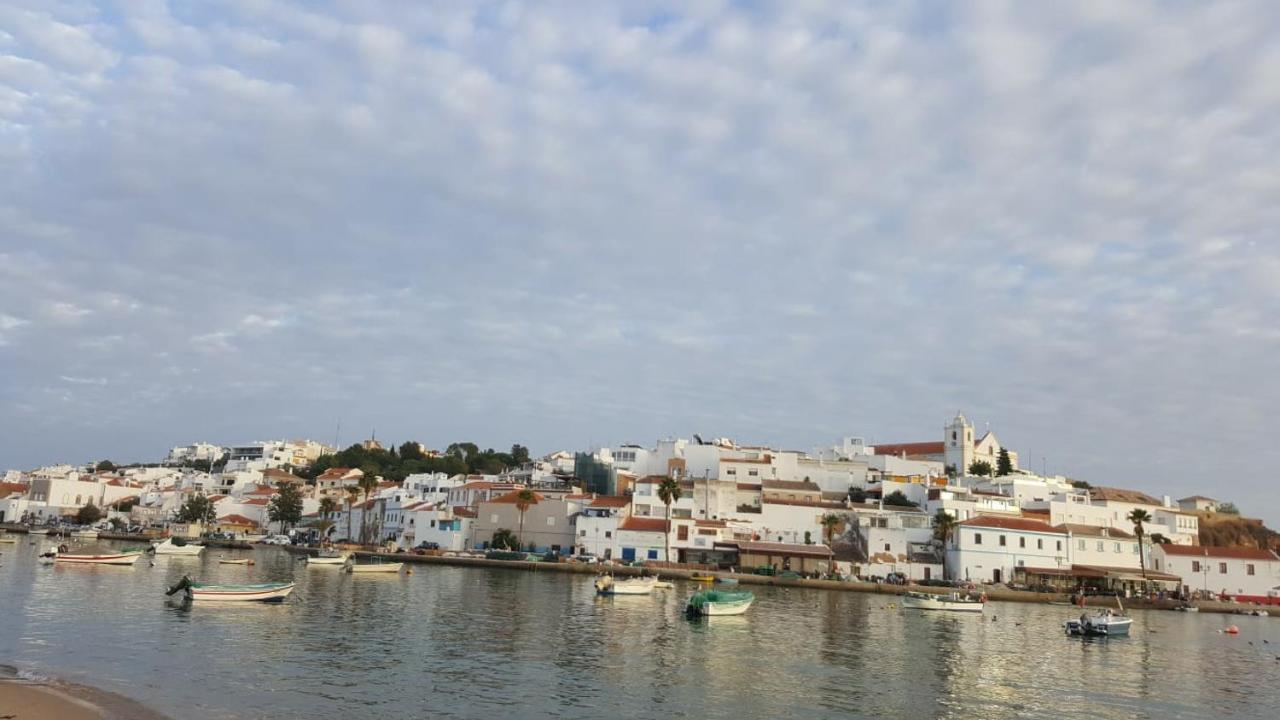 Villa With Beautiful See Views & Spacious Garden Ferragudo  Zewnętrze zdjęcie